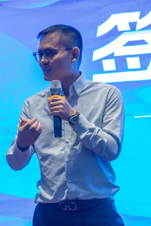 强强联手!广东金咨猫获蜂之王集团A轮500万投资共同打造金融+预制菜新生IM电竞 IM电竞官网态(图3)