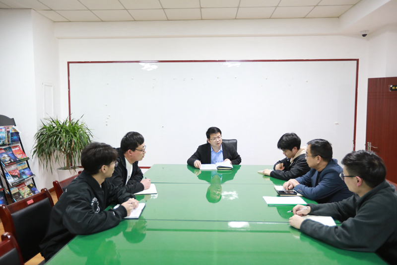 IM电竞山东能源正通煤业：强化顶板管理 守牢企业“头顶”安全(图1)