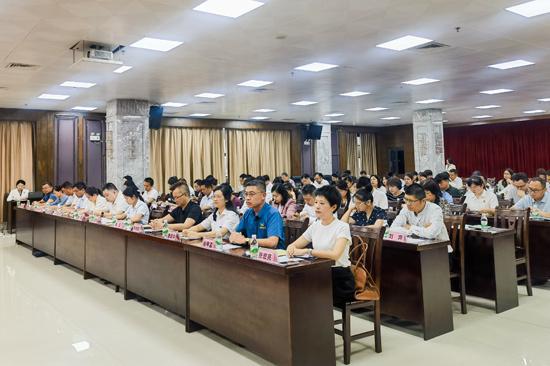 广西天缘绿科技集团多位管理者荣获“2023年度南宁市企业优秀中层管理者”殊荣(图3)